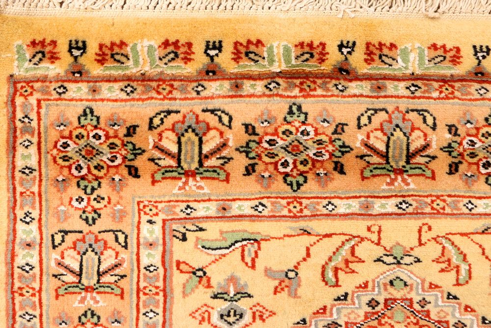 Caucasian 2' 7 x 9' 5 - No. 38272 - ALRUG Rug Store