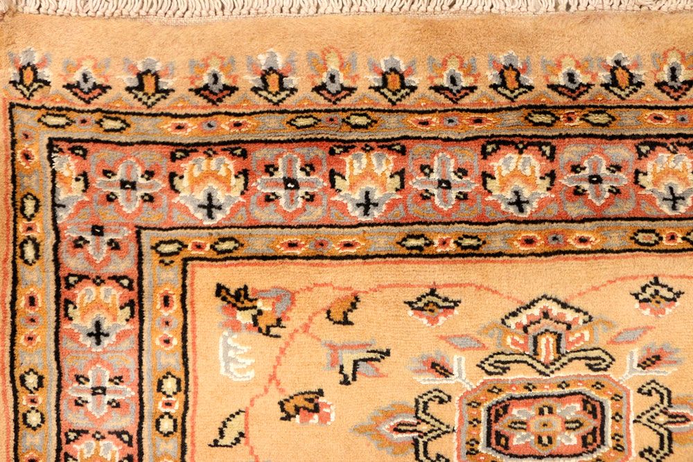 Caucasian 2' 7 x 9' 8 - No. 38277 - ALRUG Rug Store