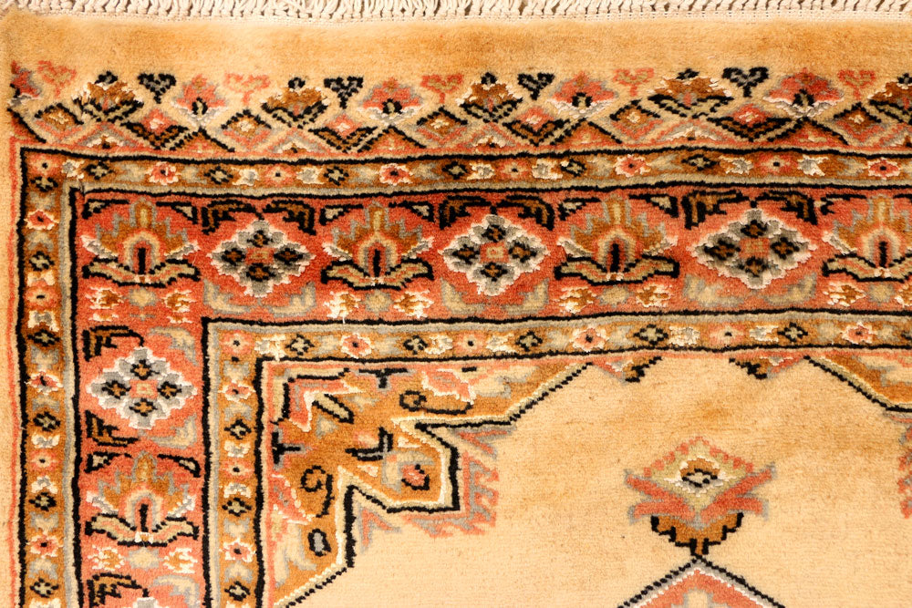 Burlywood Caucasian 2' 7 x 10' 4 - No. 38281 - ALRUG Rug Store