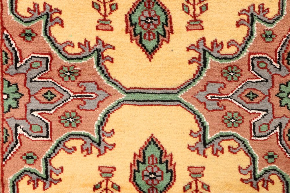 Caucasian 2' 7 x 9' 5 - No. 38282 - ALRUG Rug Store