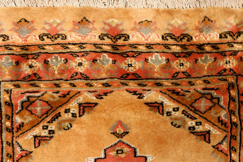 Burlywood Caucasian 2' 6 x 10' 10 - No. 38287 - ALRUG Rug Store