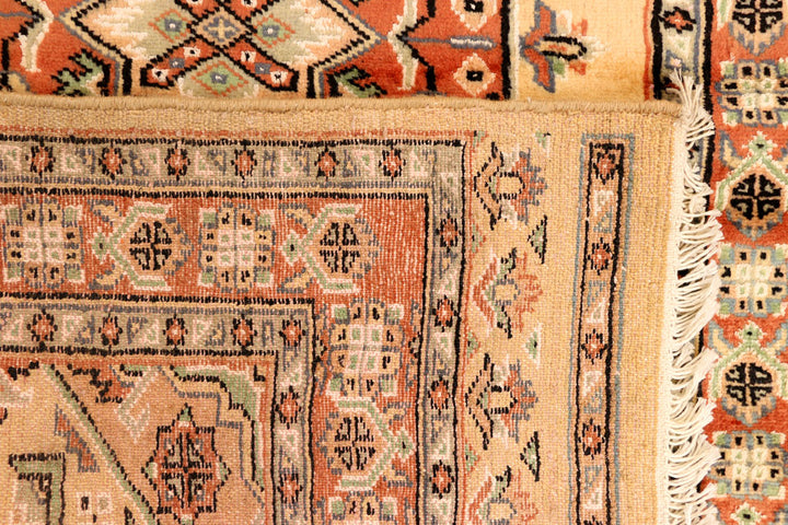 Navajo White Caucasian 2' 7 x 10' 6 - No. 38292 - ALRUG Rug Store