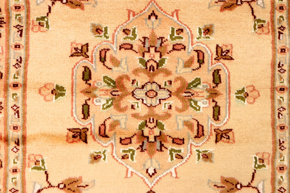 Burlywood Caucasian 2' 7 x 9' 11 - No. 38296 - ALRUG Rug Store