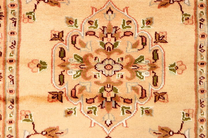 Burlywood Caucasian 2' 7 x 9' 11 - No. 38296 - ALRUG Rug Store