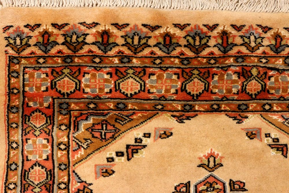 Caucasian 2' 9 x 10' 3 - No. 38297 - ALRUG Rug Store
