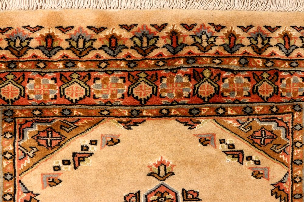 Caucasian 2' 9 x 10' 3 - No. 38297 - ALRUG Rug Store