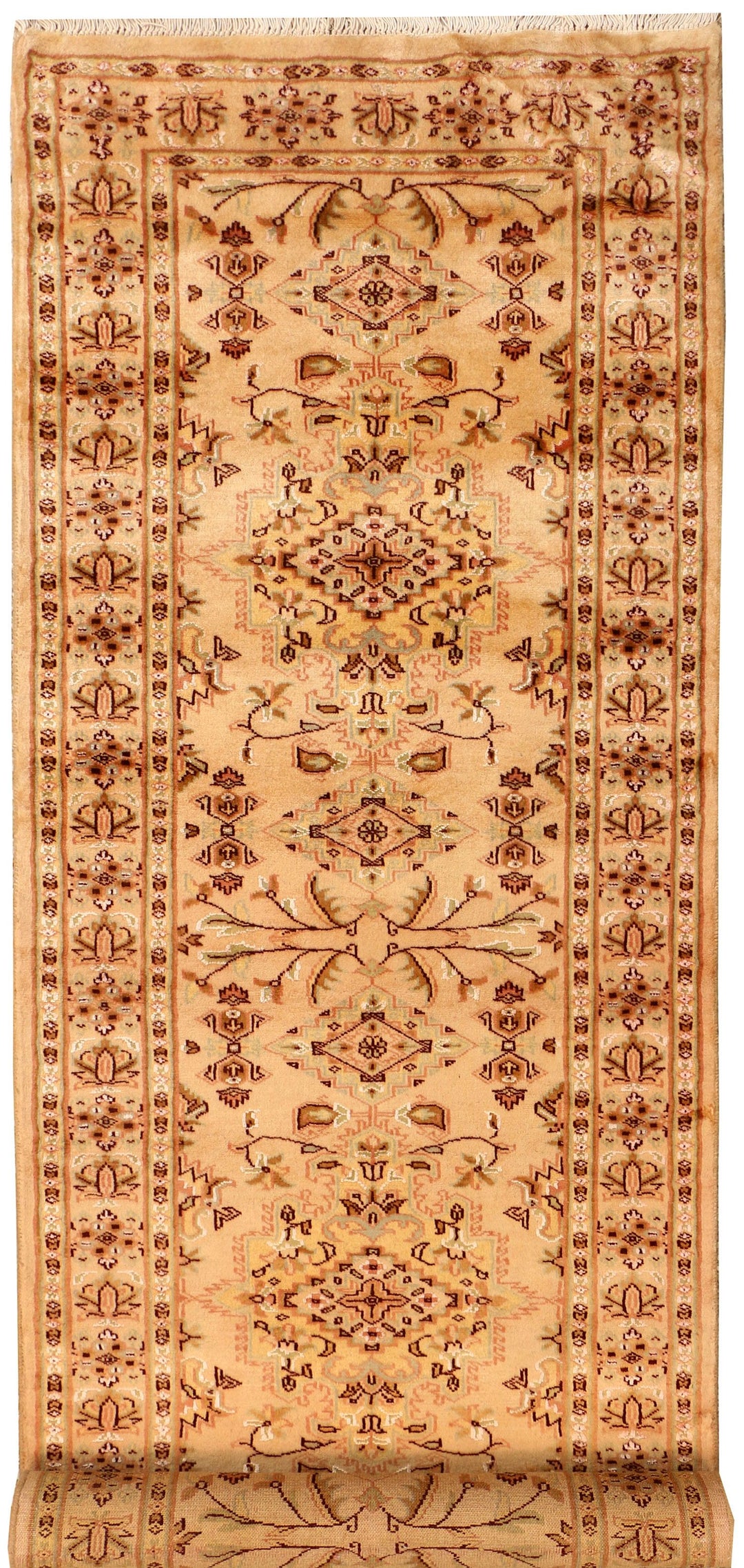 Caucasian 2' 7 x 10' 6 - No. 38300 - ALRUG Rug Store
