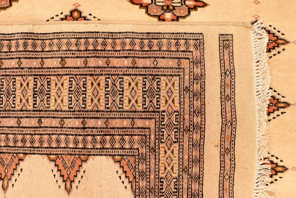 Navajo White Jaldar 5' 6 x 8' - No. 38302 - ALRUG Rug Store