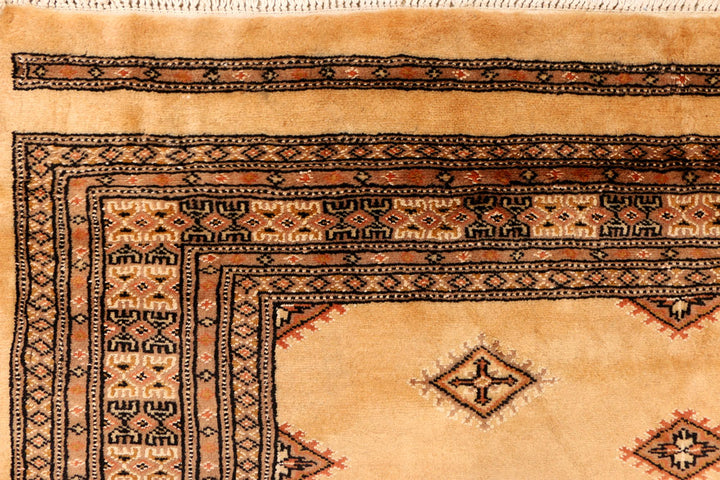 Navajo White Jaldar 5' 7 x 8' 2 - No. 38303 - ALRUG Rug Store