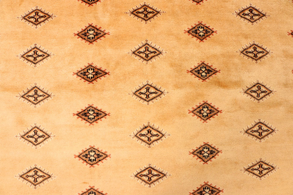 Navajo White Jaldar 5' 7 x 8' 2 - No. 38303 - ALRUG Rug Store