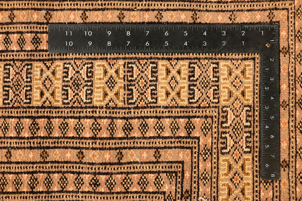 Navajo White Jaldar 5' 7 x 8' - No. 38308 - ALRUG Rug Store