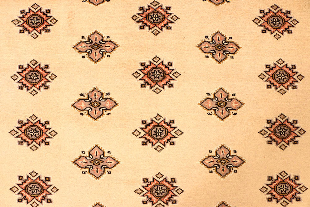 Navajo White Jaldar 5' 8 x 8' 11 - No. 38311 - ALRUG Rug Store