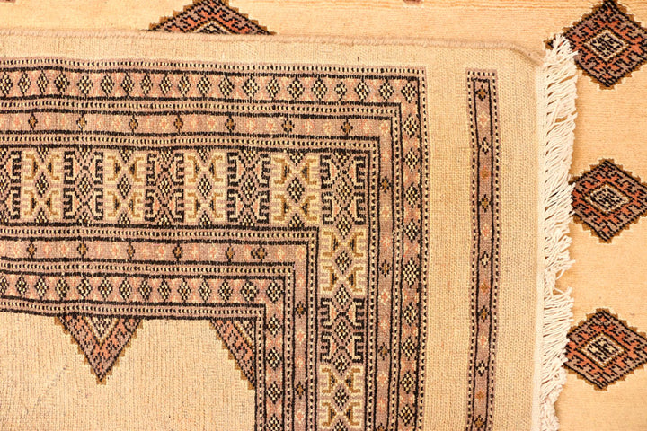 Navajo White Jaldar 5' 7 x 8' 4 - No. 38313 - ALRUG Rug Store