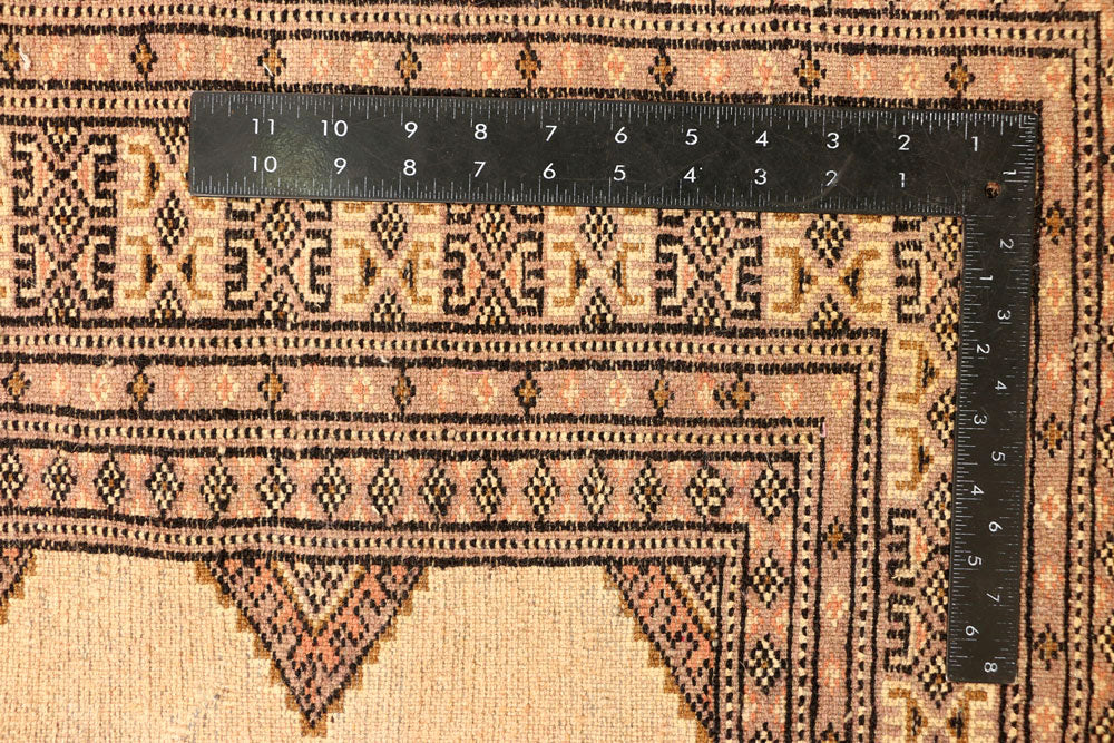 Navajo White Jaldar 5' 7 x 8' 4 - No. 38313 - ALRUG Rug Store