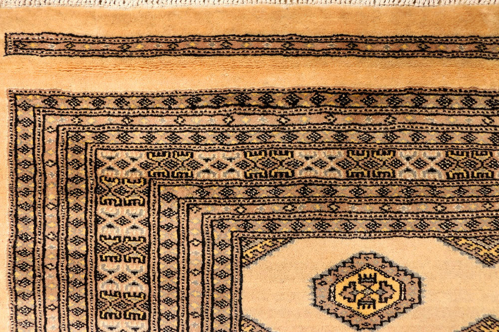 Navajo White Jaldar 5' 1 x 7' 10 - No. 38315 - ALRUG Rug Store