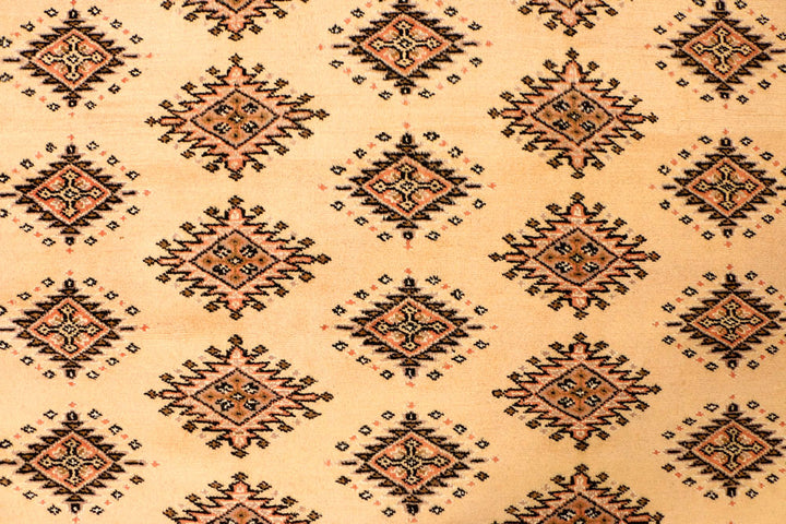Navajo White Jaldar 5' 6 x 7' 9 - No. 38316 - ALRUG Rug Store
