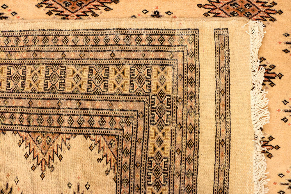 Navajo White Jaldar 5' 6 x 7' 9 - No. 38316 - ALRUG Rug Store