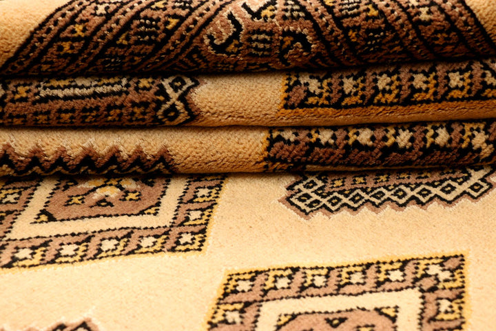 Navajo White Jaldar 5' 5 x 8' 11 - No. 38318 - ALRUG Rug Store