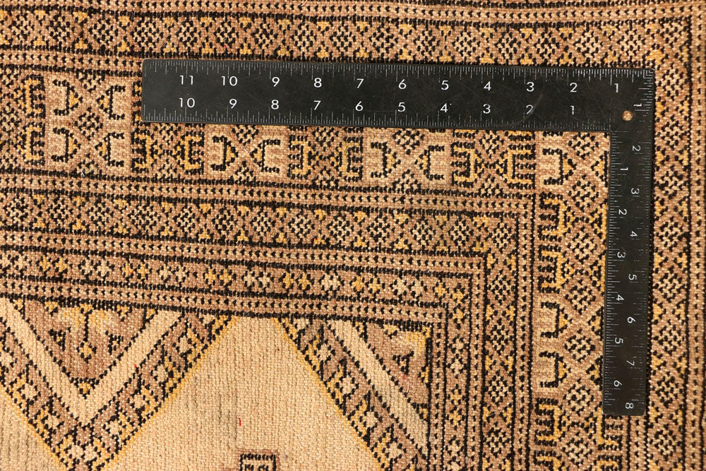 Navajo White Jaldar 5' 5 x 8' 11 - No. 38318 - ALRUG Rug Store