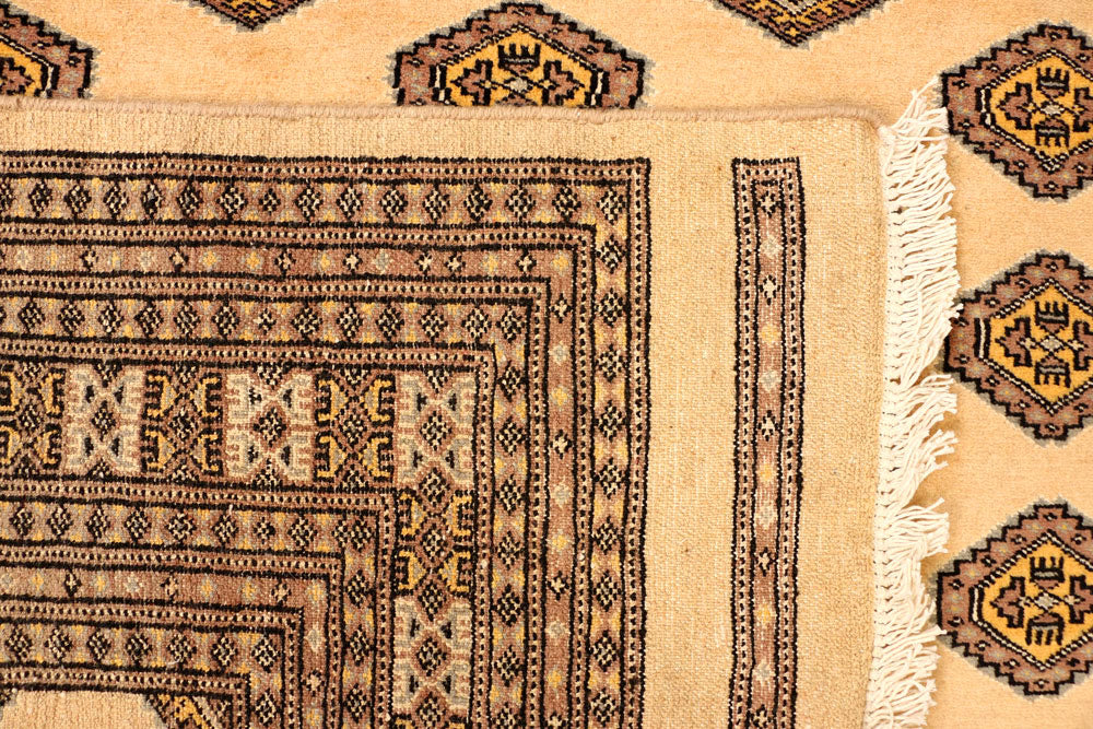 Navajo White Jaldar 5' 2 x 8' - No. 38319 - ALRUG Rug Store