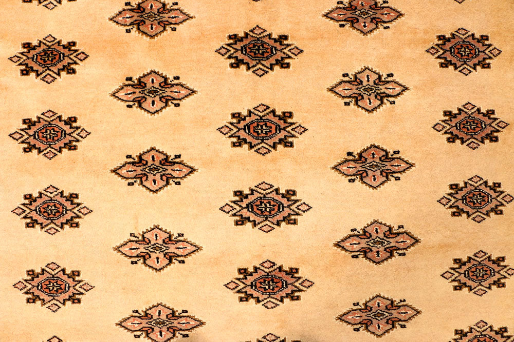 Navajo White Jaldar 5' 7 x 7' 10 - No. 38331 - ALRUG Rug Store