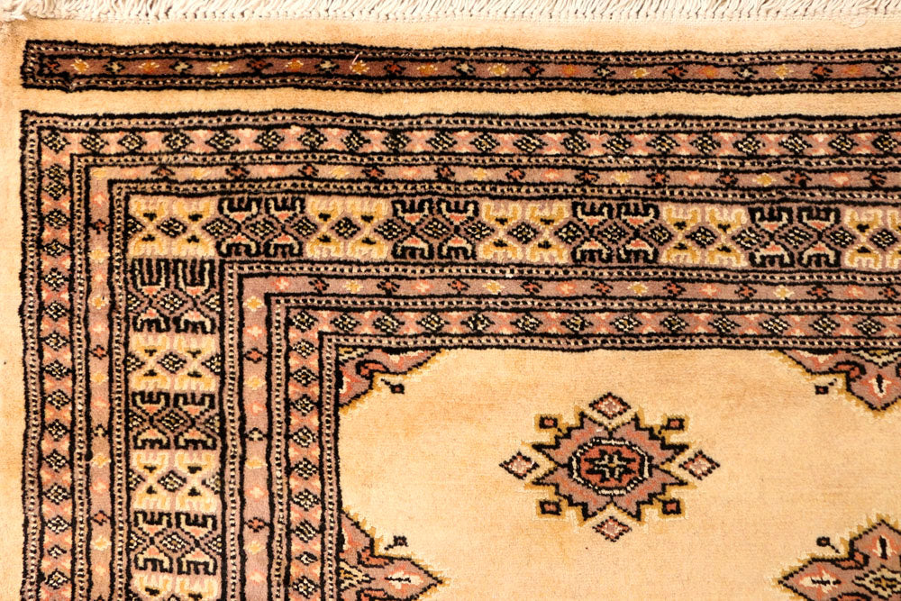 Navajo White Jaldar 5' 6 x 7' 9 - No. 38335 - ALRUG Rug Store