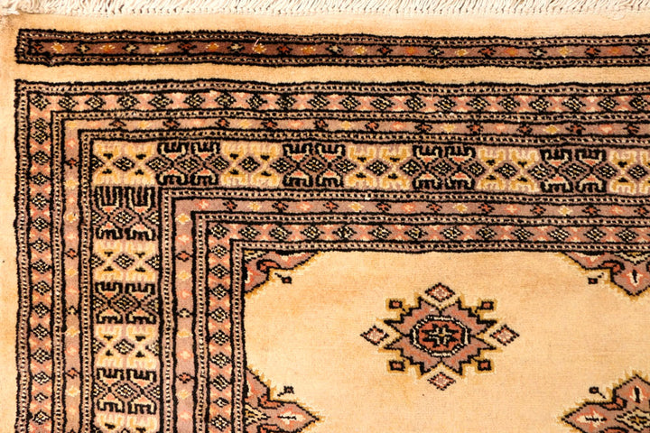 Navajo White Jaldar 5' 6 x 7' 9 - No. 38335 - ALRUG Rug Store