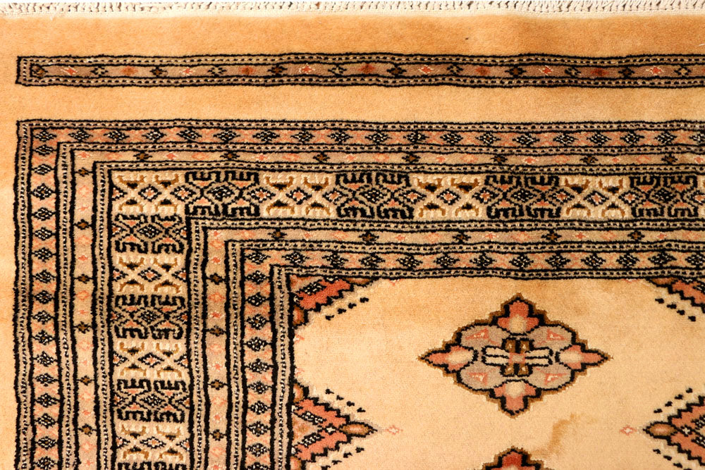 Navajo White Jaldar 5' 7 x 8' 2 - No. 38337 - ALRUG Rug Store