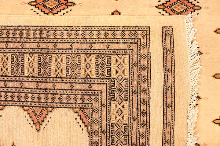 Navajo White Jaldar 5' 7 x 8' 2 - No. 38337 - ALRUG Rug Store