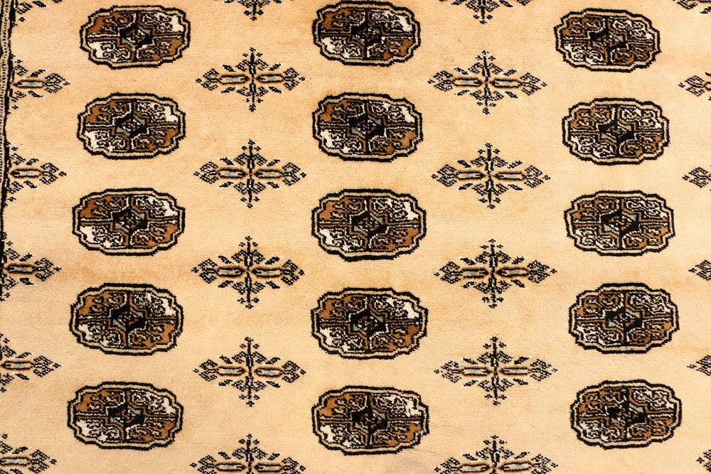 Bokhara 5' 7 x 8' 3 - No. 38355 - ALRUG Rug Store