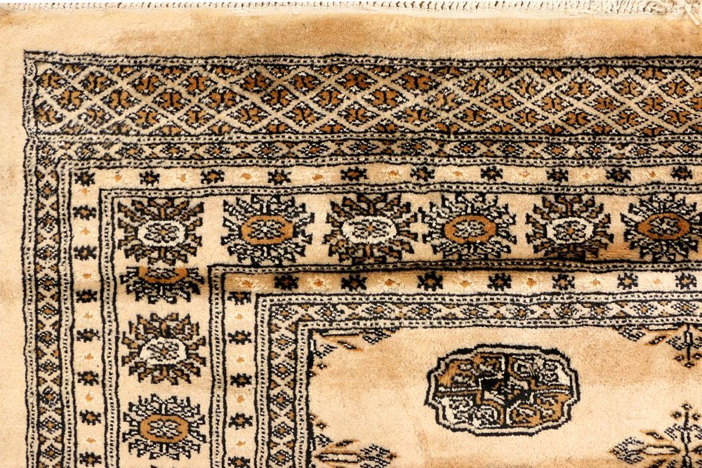 Bokhara 5' 6 x 7' 5 - No. 38357 - ALRUG Rug Store