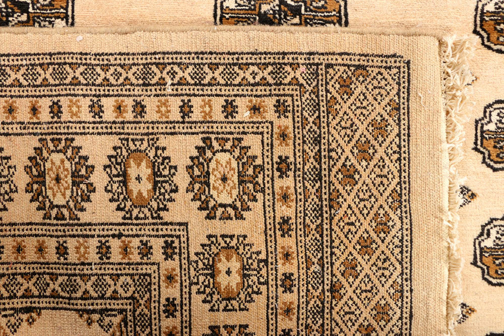 Navajo White Bokhara 5' x 9' 2 - No. 38358 - ALRUG Rug Store