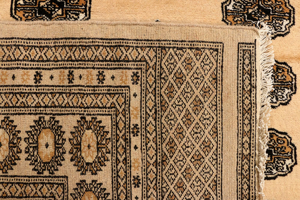 Navajo White Bokhara 6' 8 x 10' 3 - No. 38360 - ALRUG Rug Store