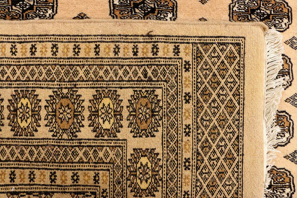 Navajo White Bokhara 5' 7 x 7' 10 - No. 38366 - ALRUG Rug Store