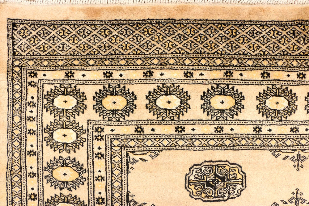 Burlywood Bokhara 5' 1 x 8' 2 - No. 38370 - ALRUG Rug Store