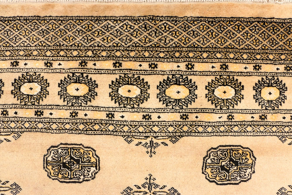 Burlywood Bokhara 5' 1 x 8' 2 - No. 38370 - ALRUG Rug Store