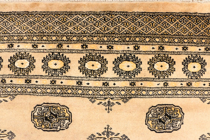 Burlywood Bokhara 5' 1 x 8' 2 - No. 38370 - ALRUG Rug Store