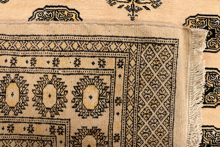 Burlywood Bokhara 5' 1 x 8' 2 - No. 38370 - ALRUG Rug Store
