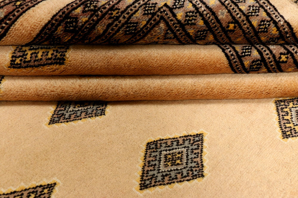 Navajo White Jaldar 5' 6 x 8' - No. 38388 - ALRUG Rug Store