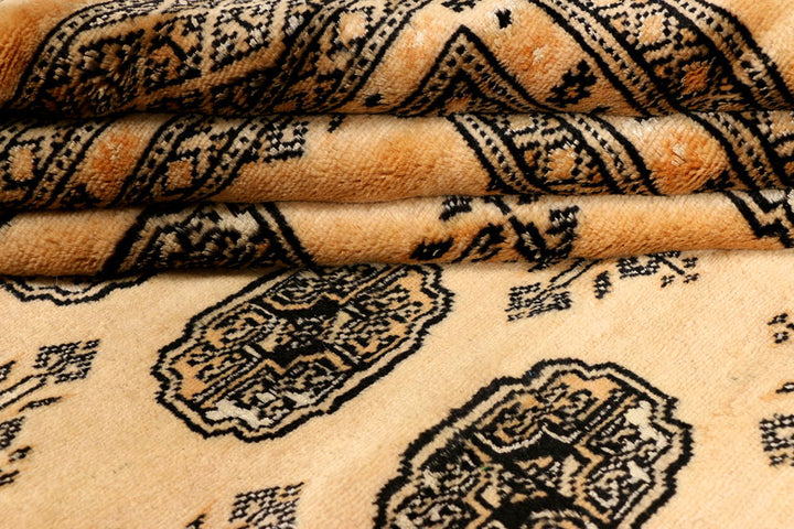 Navajo White Bokhara 6' 6 x 10' 5 - No. 38406 - ALRUG Rug Store