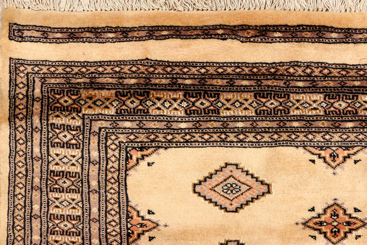 Navajo White Jaldar 5' 5 x 7' 10 - No. 38412 - ALRUG Rug Store
