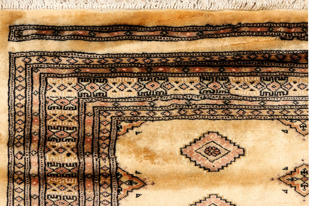 Navajo White Jaldar 5' 9 x 7' 10 - No. 38414 - ALRUG Rug Store