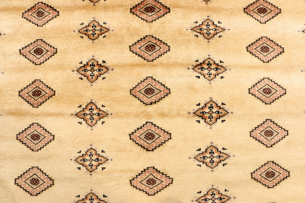Navajo White Jaldar 5' 9 x 7' 10 - No. 38414 - ALRUG Rug Store
