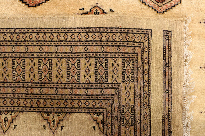 Navajo White Jaldar 5' 9 x 7' 10 - No. 38414 - ALRUG Rug Store
