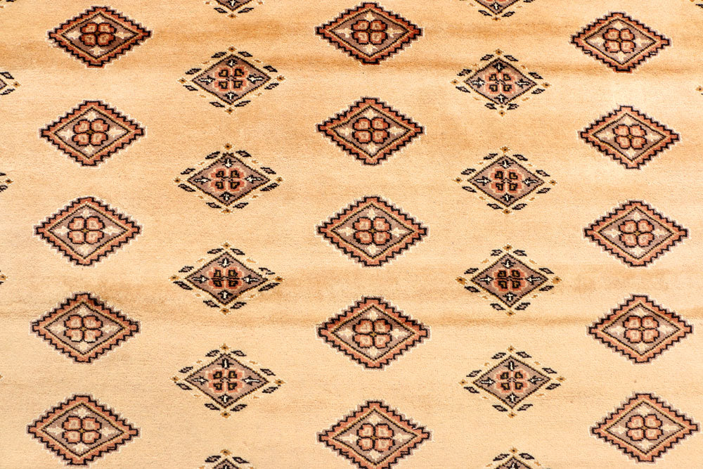 Navajo White Jaldar 5' 7 x 7' 10 - No. 38415 - ALRUG Rug Store