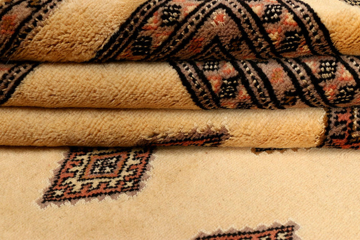 Navajo White Jaldar 7' x 10' 6 - No. 38416 - ALRUG Rug Store