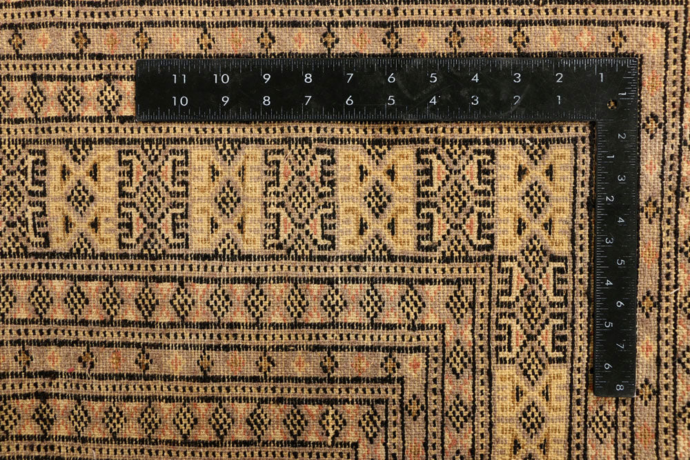 Navajo White Jaldar 7' x 10' 6 - No. 38416 - ALRUG Rug Store