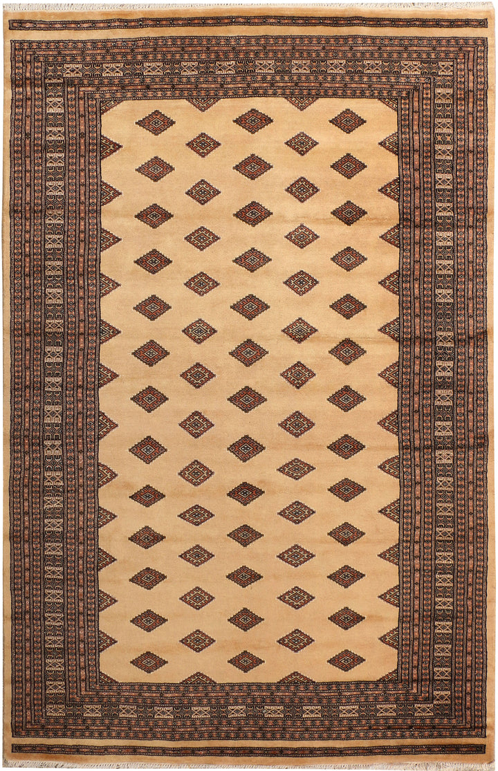 Navajo White Jaldar 5' 6 x 8' 8 - No. 38417 - ALRUG Rug Store