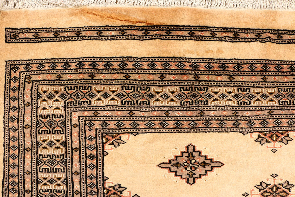 Navajo White Jaldar 5' 9 x 7' 10 - No. 38424 - ALRUG Rug Store