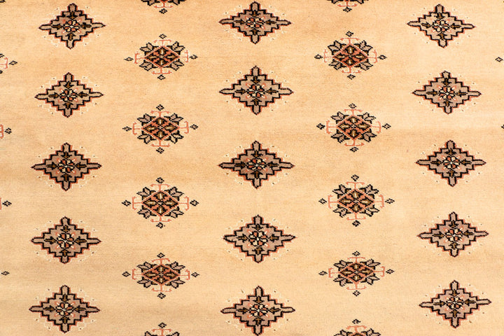 Navajo White Jaldar 5' 9 x 7' 10 - No. 38424 - ALRUG Rug Store